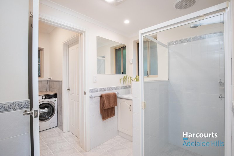 Photo - 4 Campbell Avenue, Crafers SA 5152 - Image 14