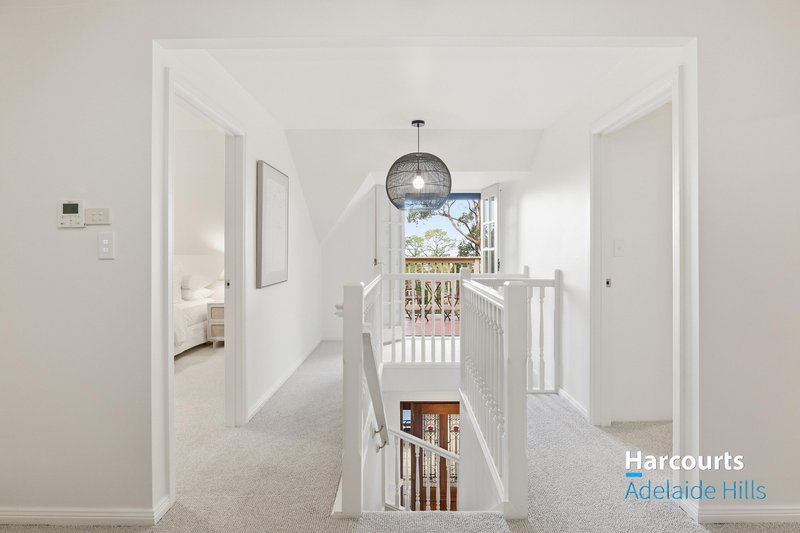 Photo - 4 Campbell Avenue, Crafers SA 5152 - Image 15