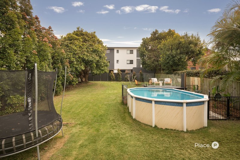Photo - 4 Campbell Terrace, Wavell Heights QLD 4012 - Image 16