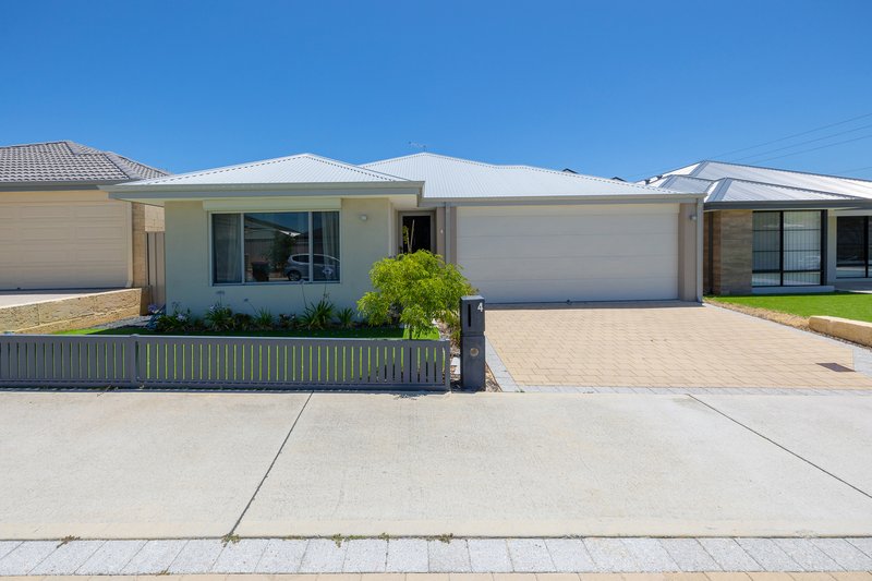 Photo - 4 Canberra Avenue, Landsdale WA 6065 - Image 6