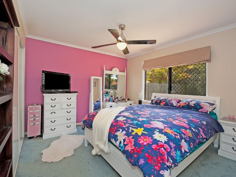 Photo - 4 Cannaway Street, North Lakes QLD 4509 - Image 14