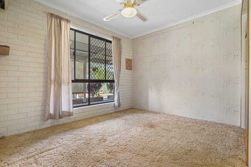 Photo - 4 Canterbury Chase, Ashmore QLD 4214 - Image 13