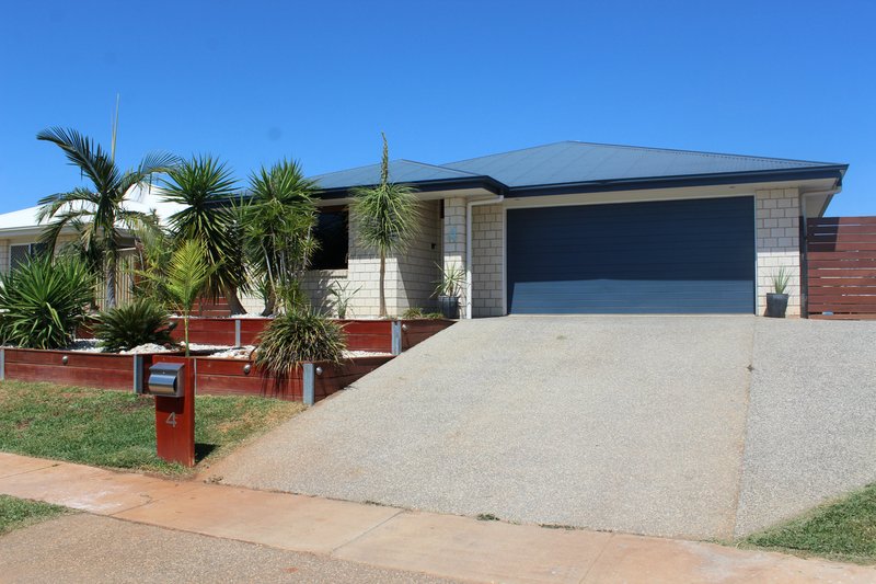 4 Canterbury Road, Emerald QLD 4720