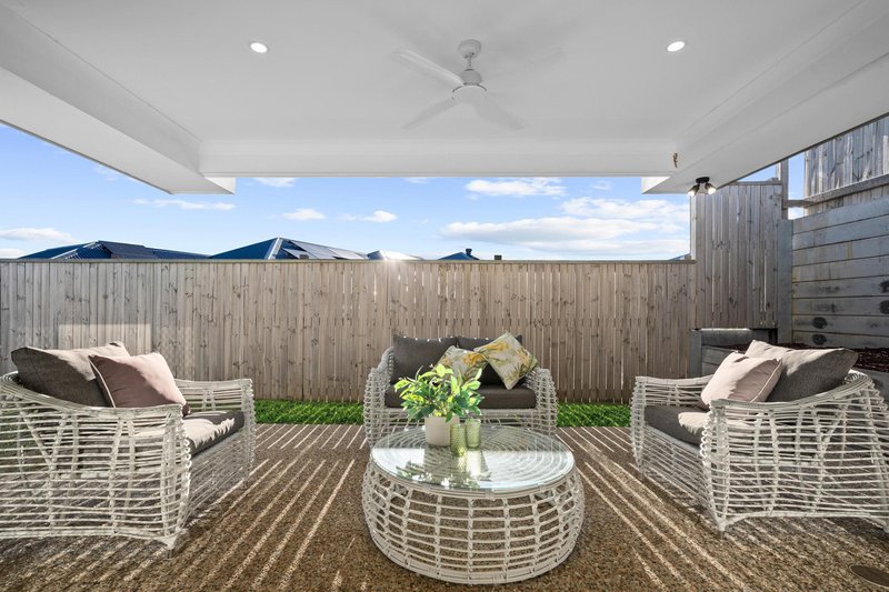 Photo - 4 Capella Street, South Ripley QLD 4306 - Image 19