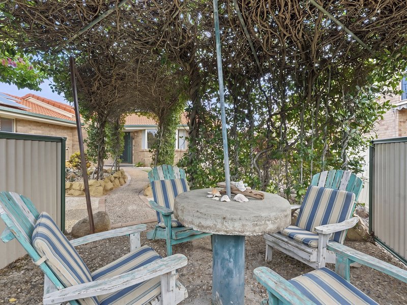 Photo - 4 Capstan Court, Banksia Beach QLD 4507 - Image 11