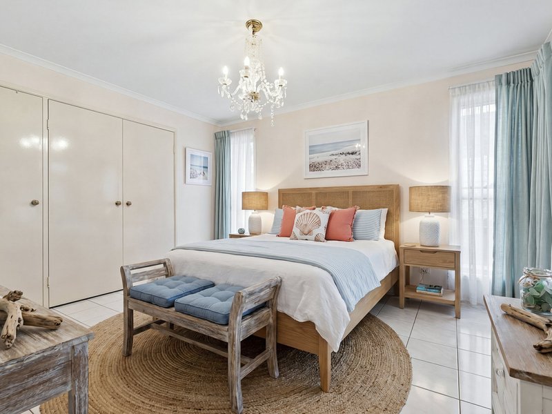 Photo - 4 Capstan Court, Banksia Beach QLD 4507 - Image 14