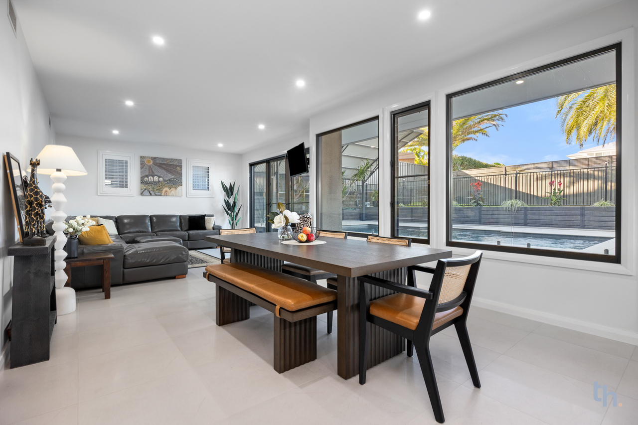 5-bedroom house at 4 Caravel Street, Teralba, NSW 2284, , New South Wales