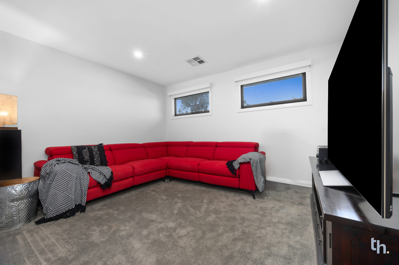 5-bedroom house at 4 Caravel Street, Teralba, NSW 2284, , New South Wales