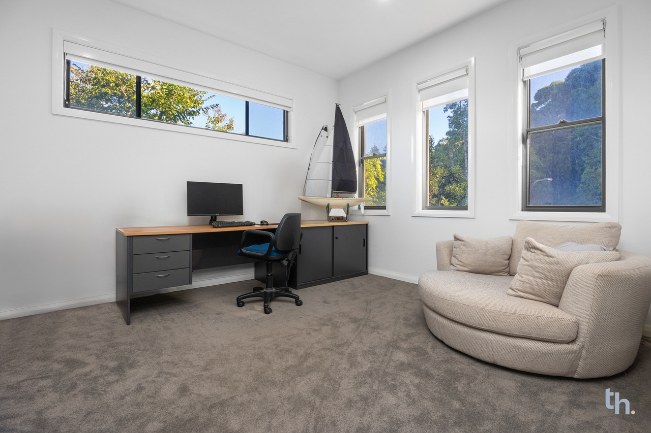 5-bedroom house at 4 Caravel Street, Teralba, NSW 2284, , New South Wales