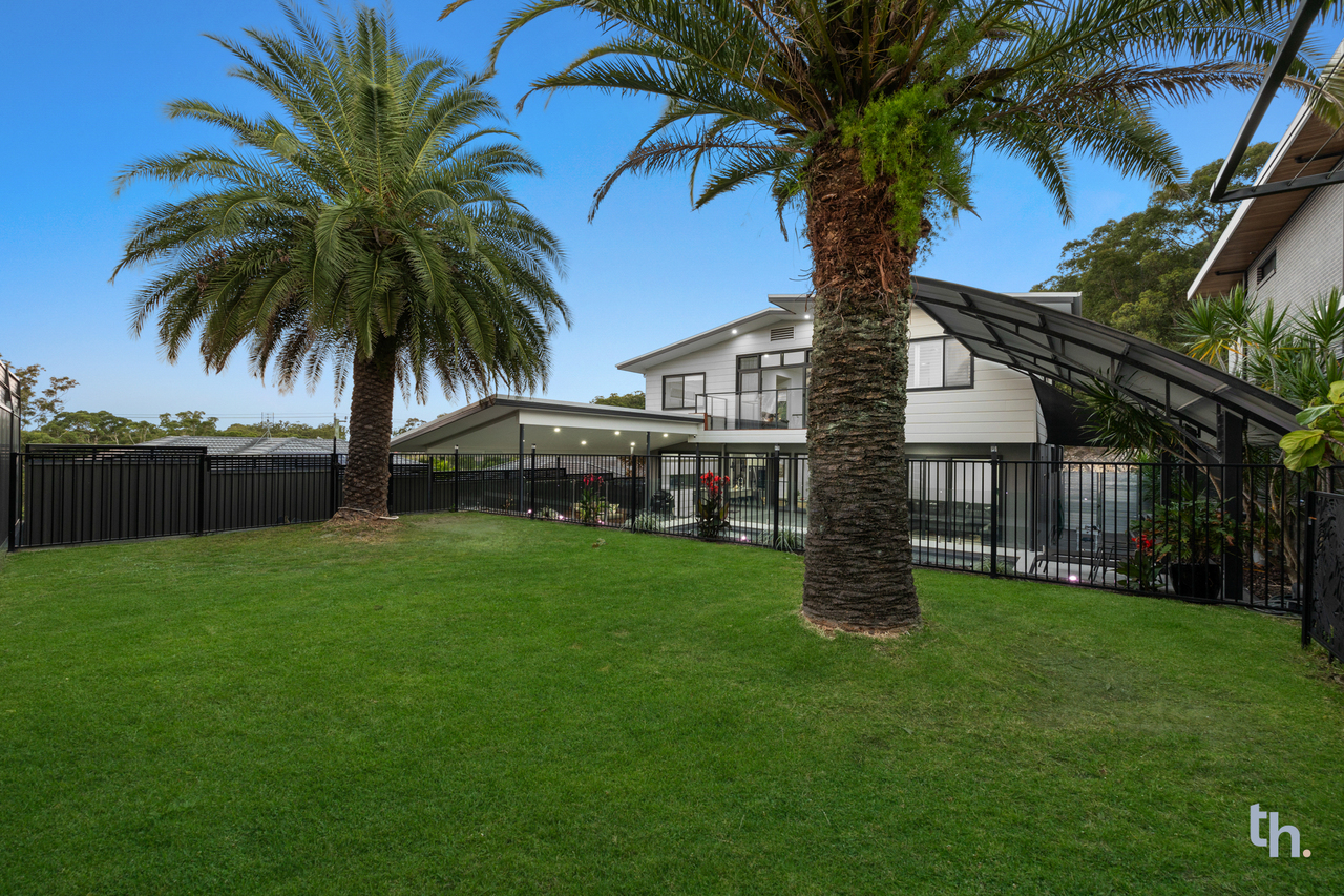 5-bedroom house at 4 Caravel Street, Teralba, NSW 2284, , New South Wales