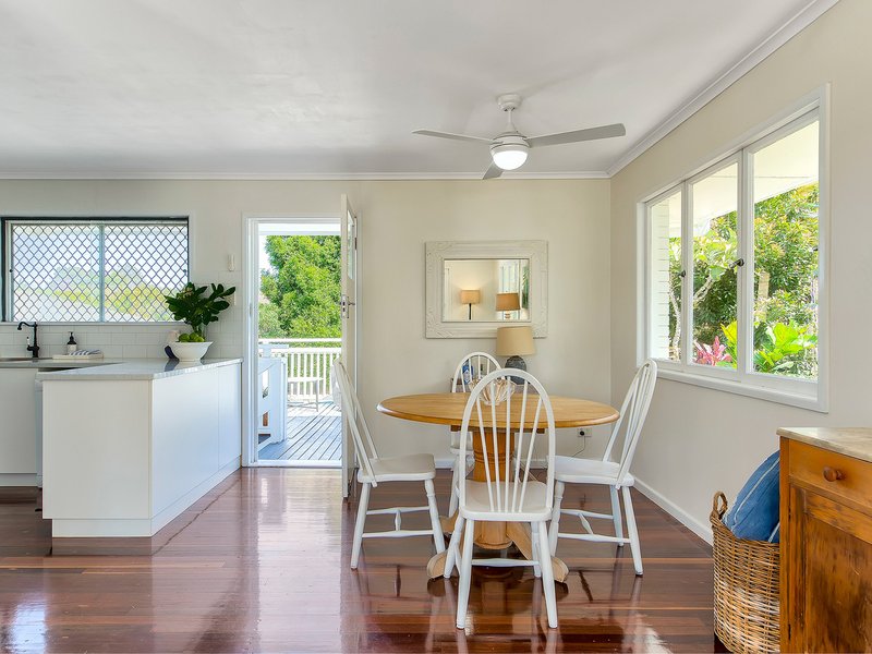 Photo - 4 Carawatha Street, Everton Park QLD 4053 - Image 6