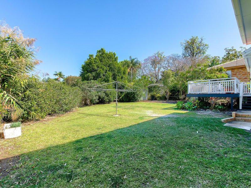 Photo - 4 Carawatha Street, Everton Park QLD 4053 - Image 12