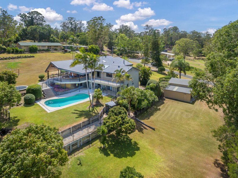 Photo - 4 Carbine Court, Mudgeeraba QLD 4213 - Image 2