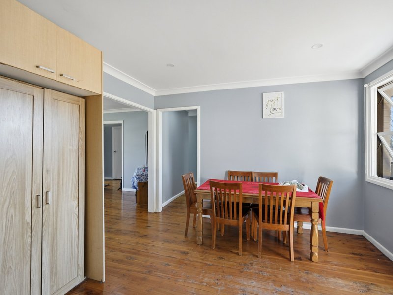 Photo - 4 Carcoola Street, Campbelltown NSW 2560 - Image 6