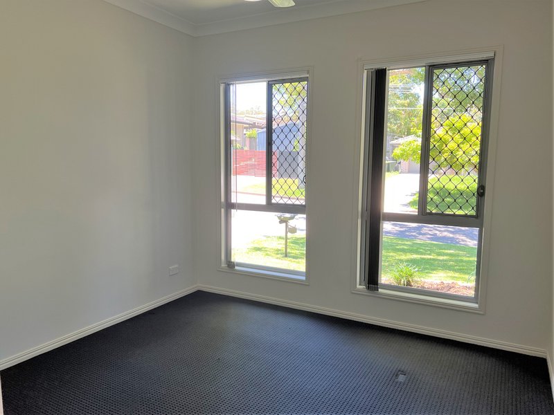 Photo - 4 Carcour Street, Everton Park QLD 4053 - Image 12