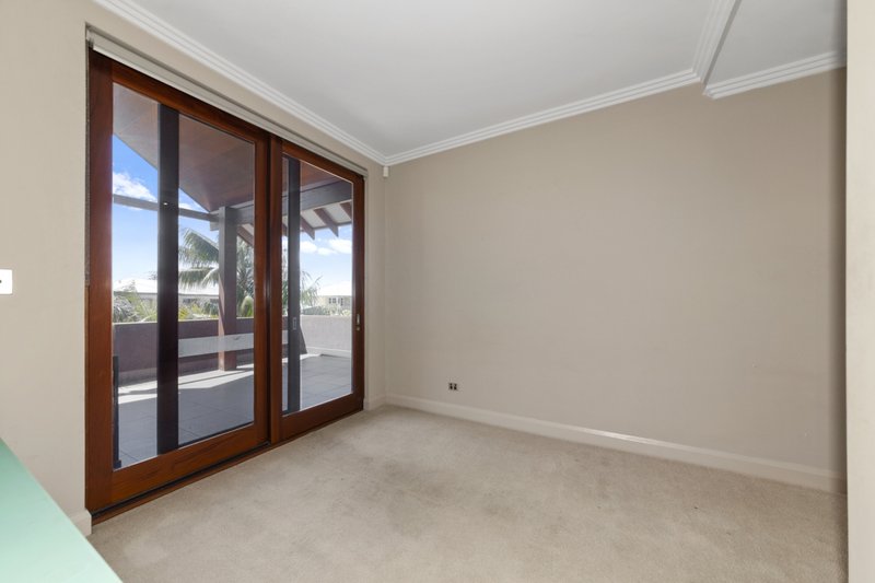 Photo - 4 Cardiff Place, Warnbro WA 6169 - Image 15