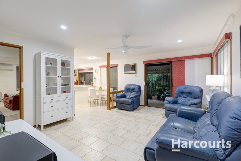 Photo - 4 Cardinet Court, Petrie QLD 4502 - Image 9
