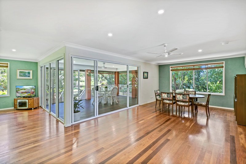 Photo - 4 Carisbrook Court, Little Mountain QLD 4551 - Image 7