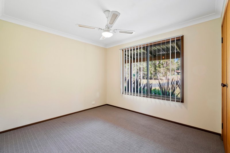 Photo - 4 Carlyle Close, Jilliby NSW 2259 - Image 10