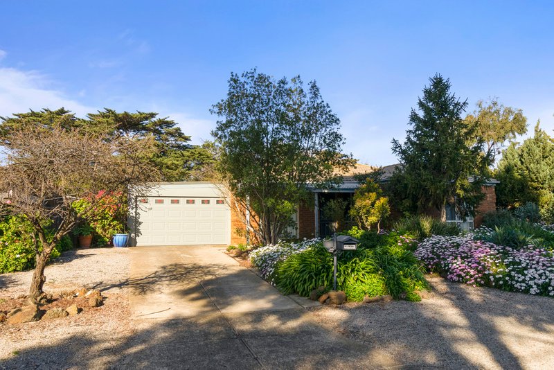 4 Carmarthen Close, Werribee VIC 3030