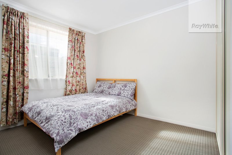 Photo - 4 Carmelina Court, Parafield Gardens SA 5107 - Image 4