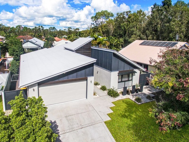 4 Carnoustie Court, Twin Waters QLD 4564