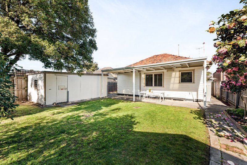 Photo - 4 Carr Street, Coburg North VIC 3058 - Image 11