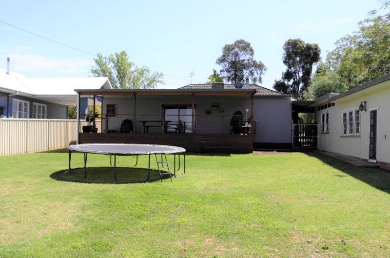 Photo - 4 Carrathool Street, Griffith NSW 2680 - Image 10