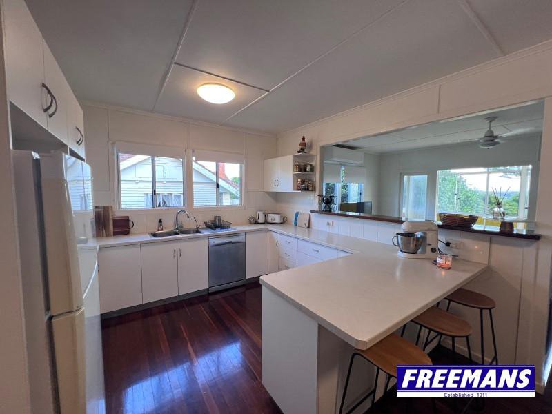 Photo - 4 Carroll Street, Kingaroy QLD 4610 - Image 12