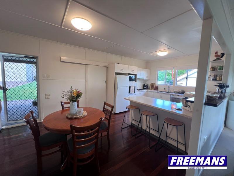 Photo - 4 Carroll Street, Kingaroy QLD 4610 - Image 15