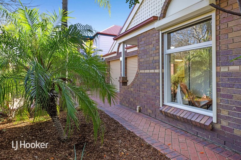 Photo - 4 Carrondown Walk, Brompton SA 5007 - Image 3