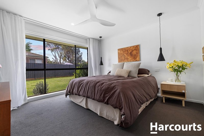 Photo - 4 Carson Crescent, Hoppers Crossing VIC 3029 - Image 10