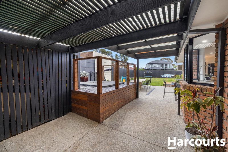 Photo - 4 Carson Crescent, Hoppers Crossing VIC 3029 - Image 16