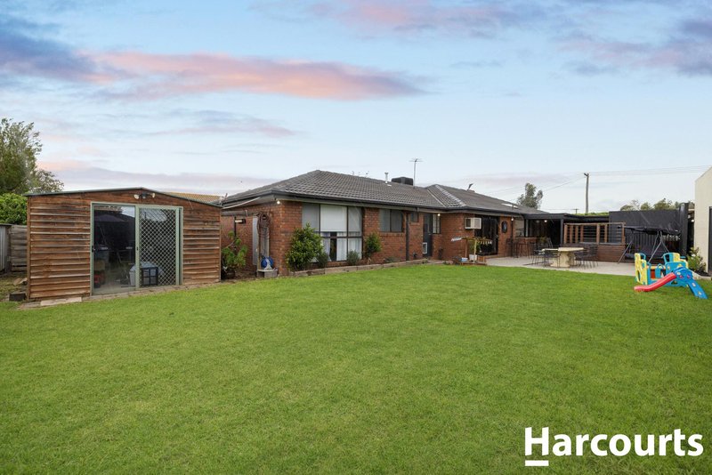 Photo - 4 Carson Crescent, Hoppers Crossing VIC 3029 - Image 17