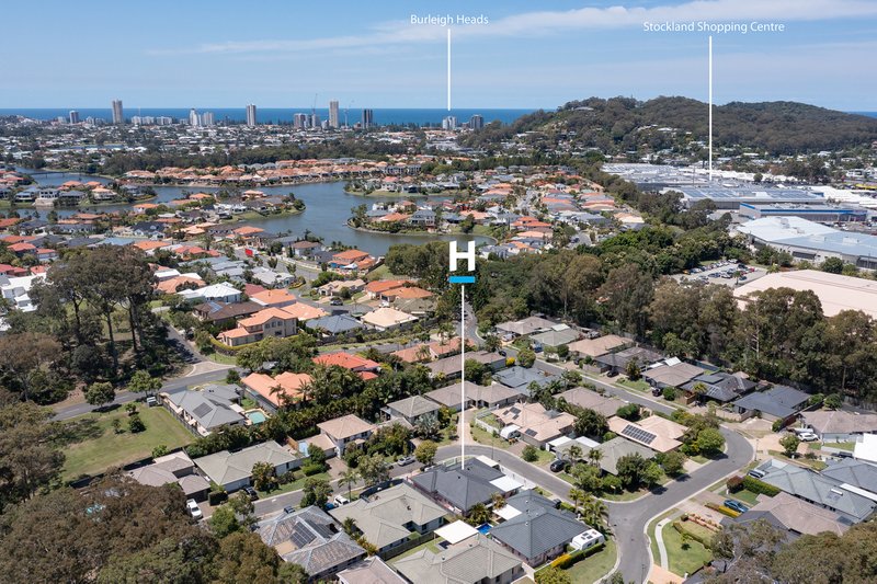 Photo - 4 Casablanca Court, Burleigh Waters QLD 4220 - Image 5