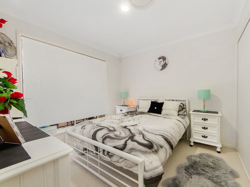 Photo - 4 Casablanca Court, Burleigh Waters QLD 4220 - Image 19