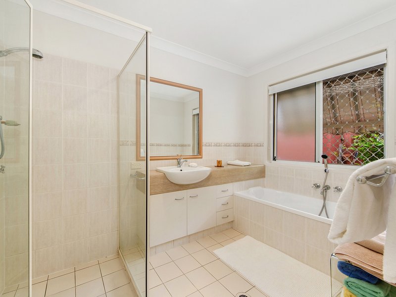 Photo - 4 Casablanca Court, Burleigh Waters QLD 4220 - Image 21