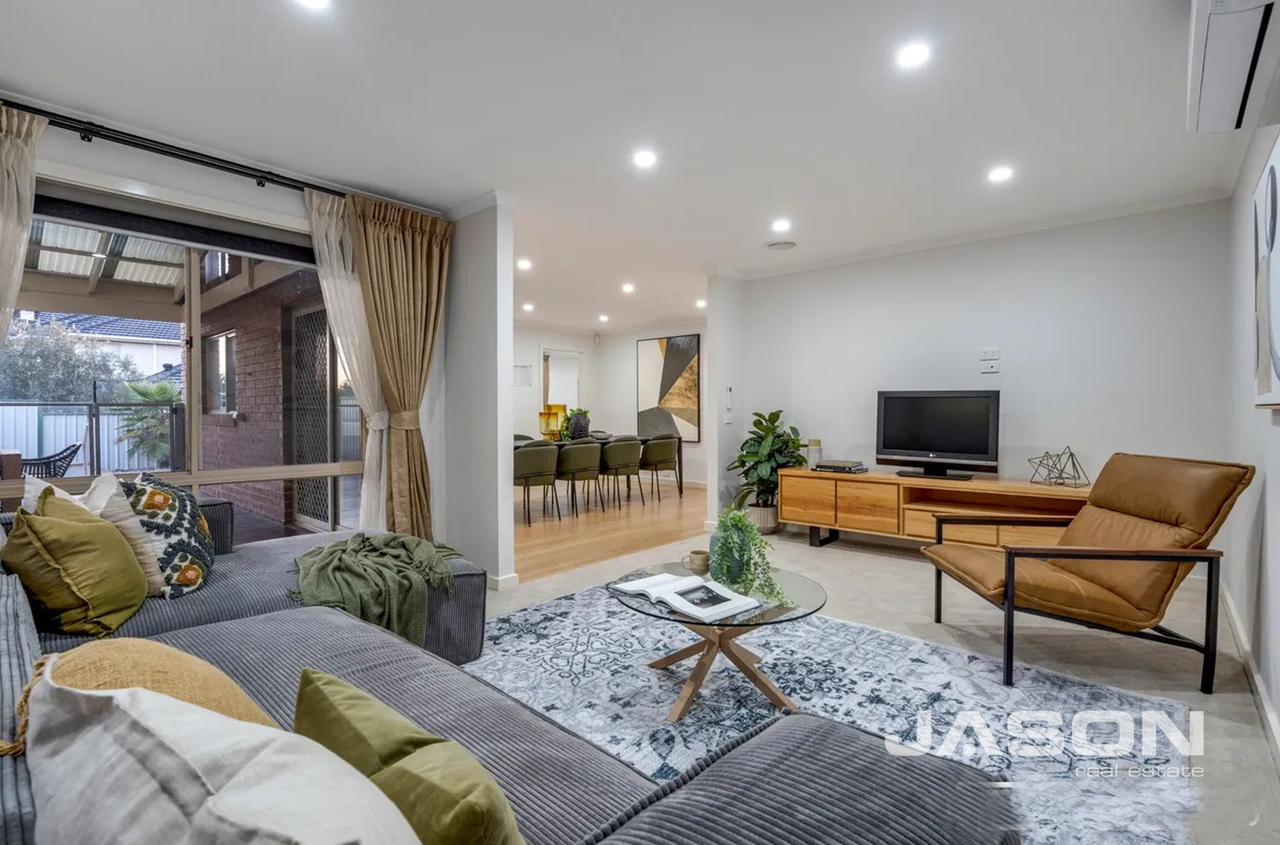 5-bedroom house at 4 Casablanca Court, Greenvale, VIC 3059, , Victoria