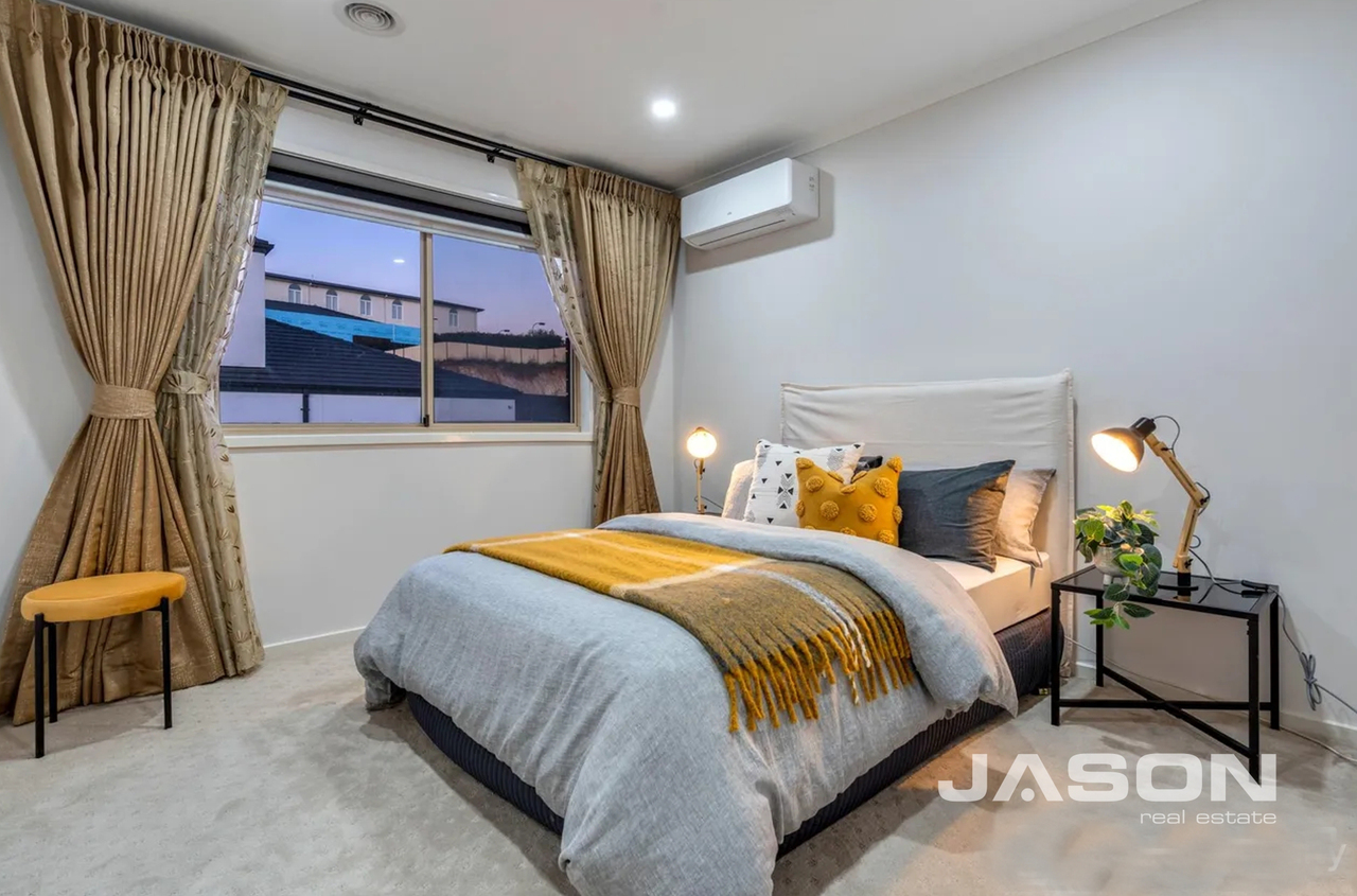 5-bedroom house at 4 Casablanca Court, Greenvale, VIC 3059, , Victoria