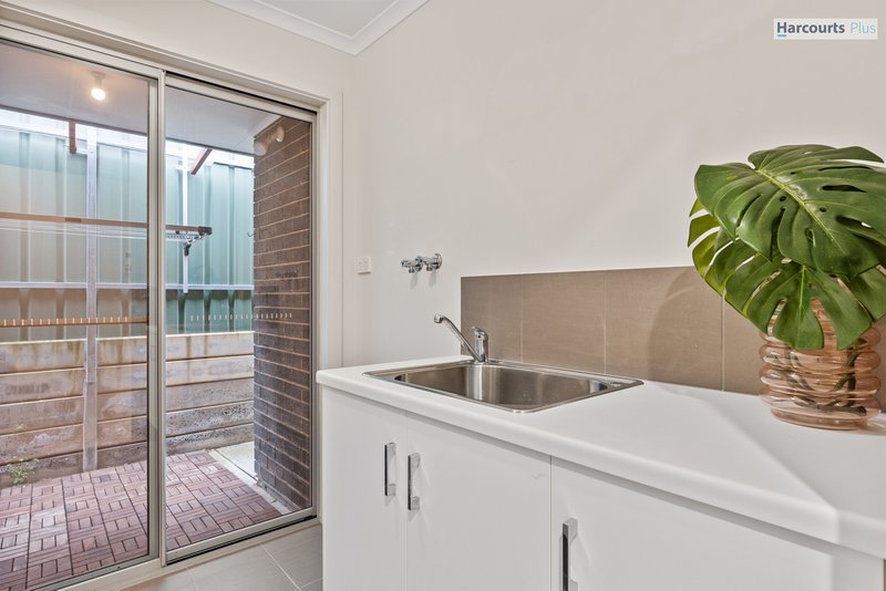 Photo - 4 Casey Street, Hallett Cove SA 5158 - Image 10