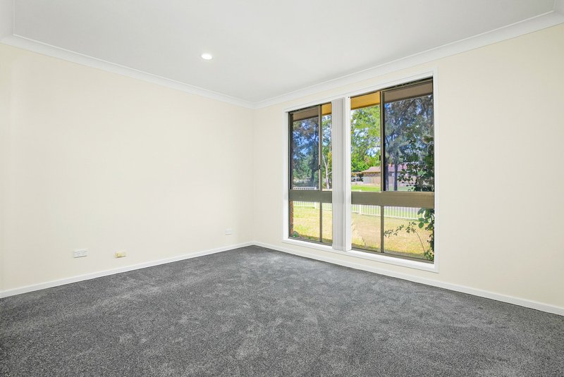 Photo - 4 Casuarina Circuit, Kingswood NSW 2747 - Image 5