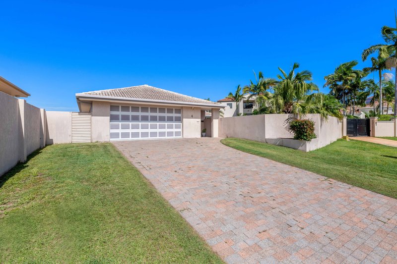 Photo - 4 Catalina Court, Mermaid Waters QLD 4218 - Image 18