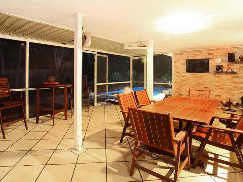 Photo - 4 Catchlove Street, Maudsland QLD 4210 - Image 15