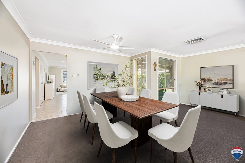 Photo - 4 Cavalli Way, Claremont Meadows NSW 2747 - Image 5