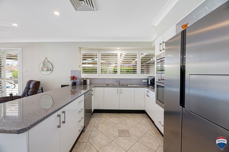 Photo - 4 Cavalli Way, Claremont Meadows NSW 2747 - Image 7