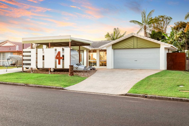 Photo - 4 Ceccato Drive, Murrumba Downs QLD 4503 - Image 1