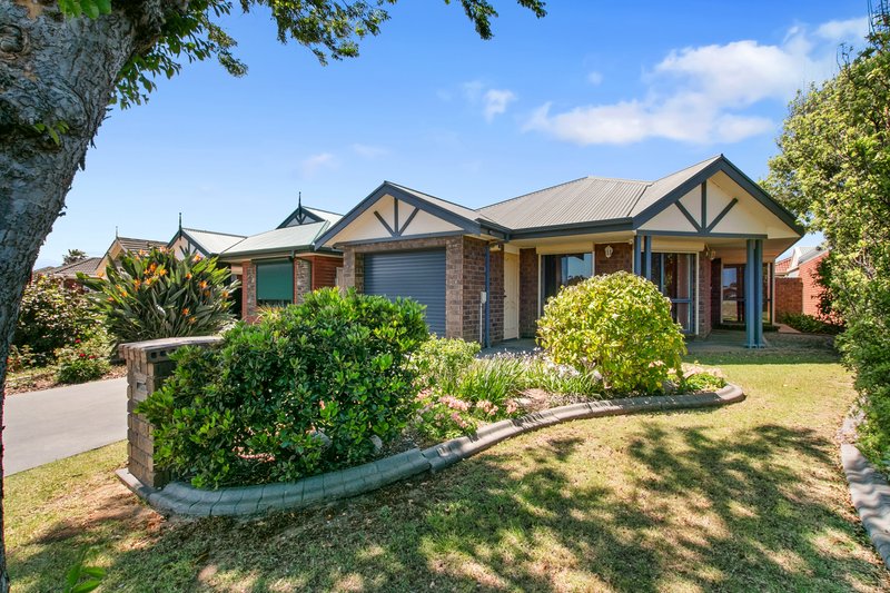 Photo - 4 Cedar Avenue, Seaford SA 5169 - Image 2