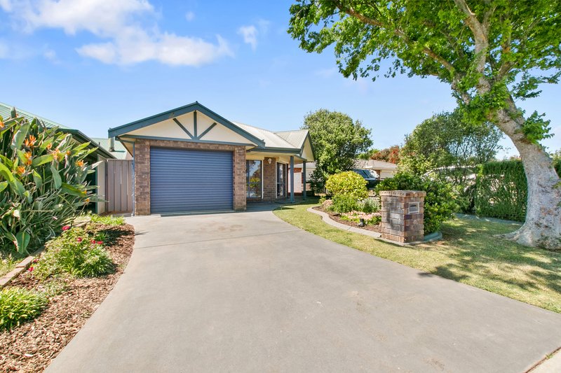 Photo - 4 Cedar Avenue, Seaford SA 5169 - Image 3