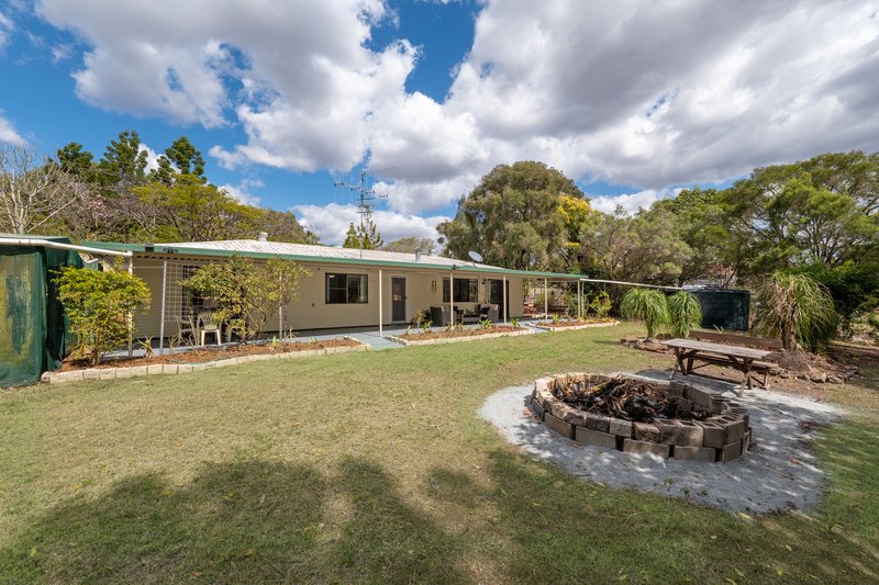 Photo - 4 Cedar Street, Kilkivan QLD 4600 - Image 4