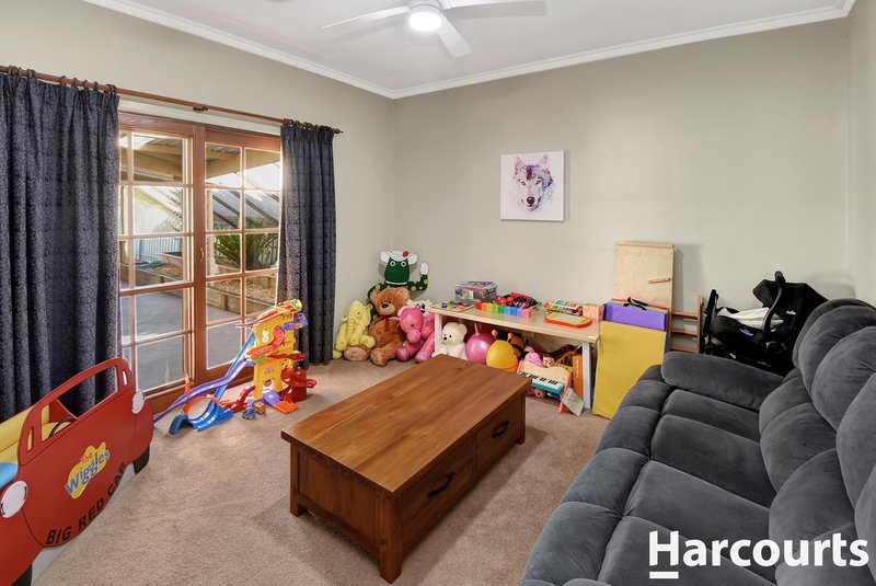 Photo - 4 Centenary Avenue, Horsham VIC 3400 - Image 8